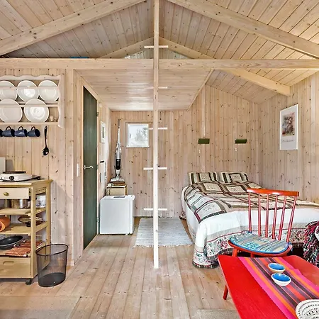 Charmerende Skovhytte Holiday home Ringkobing