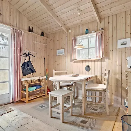 Charmerende Skovhytte * Ringkobing
