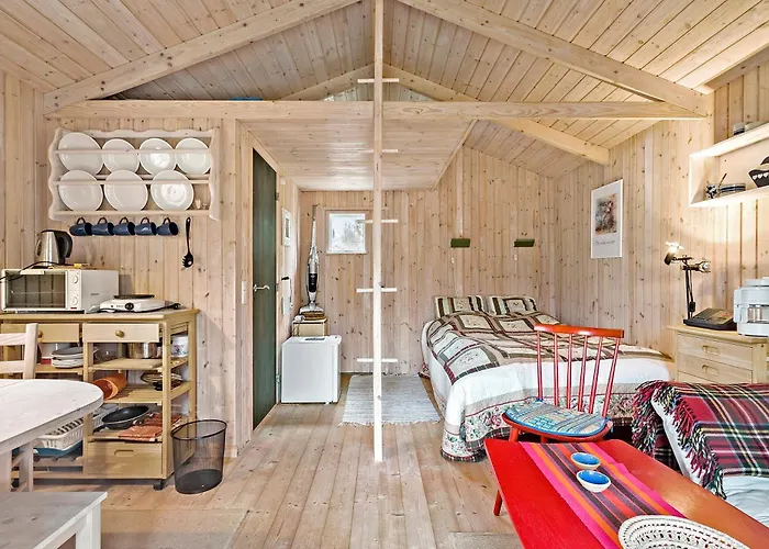 Charmerende Skovhytte Holiday home Ringkobing