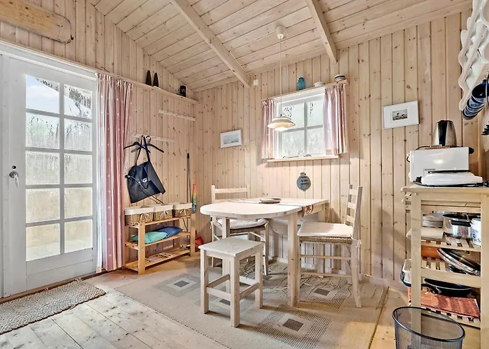 Charmerende Skovhytte * Ringkobing