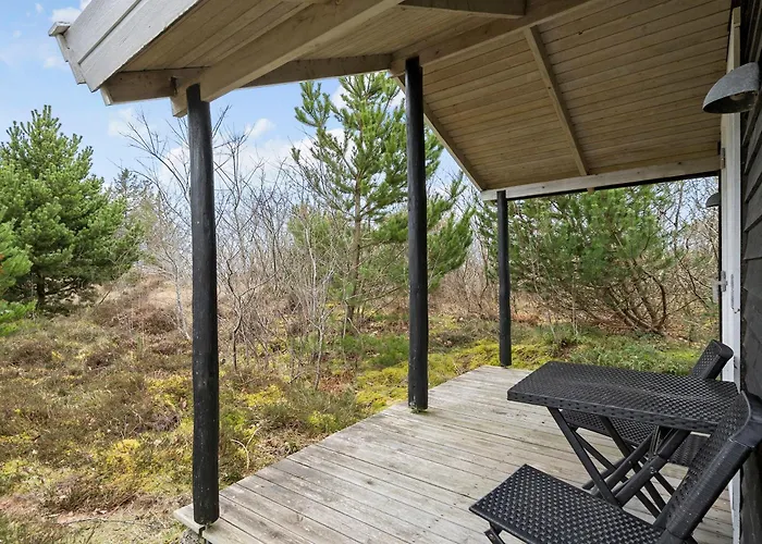 Holiday home Charmerende Skovhytte *